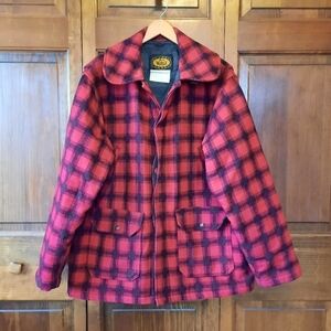 Vintage 1980s Woolrich Classic wool red buffalo check plaid winter coat jacket